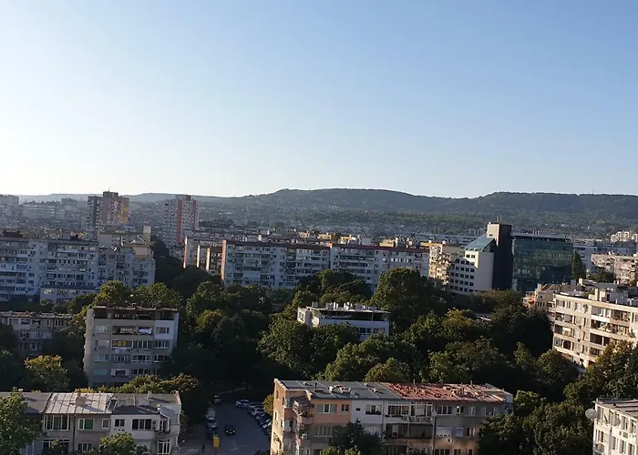 Apartmán студио тони в модерна сграда с фитнес в централна *