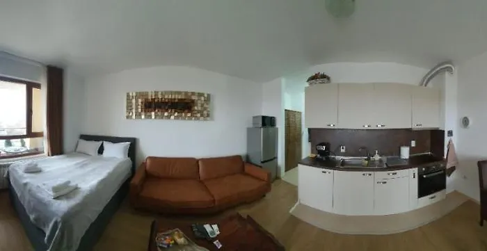 студио тони в модерна сграда с фитнес в централна * Varna